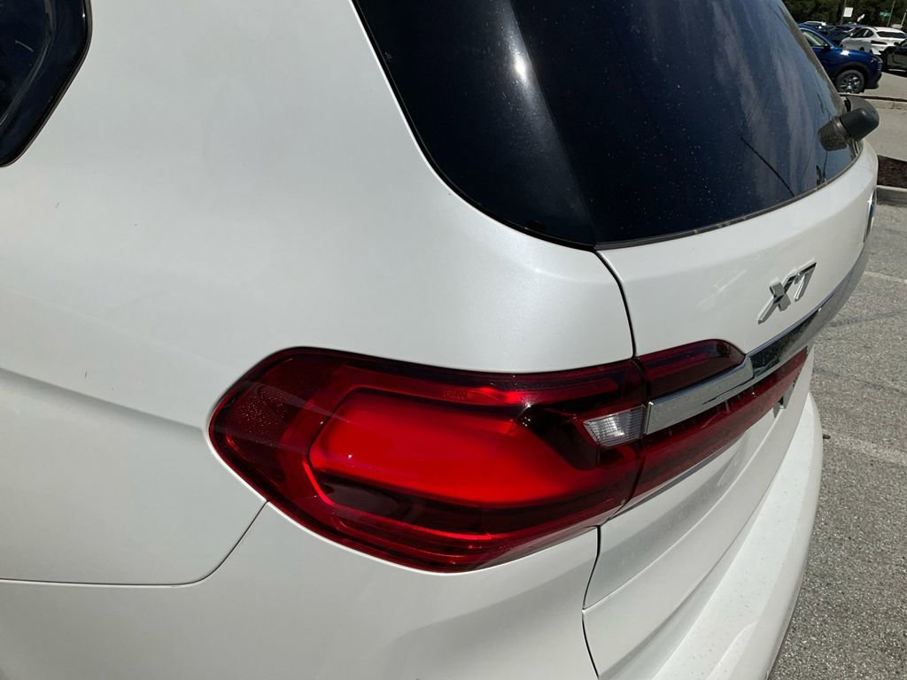 Used 2021 BMW X7 xDrive40i w/ M Sport Package image 37