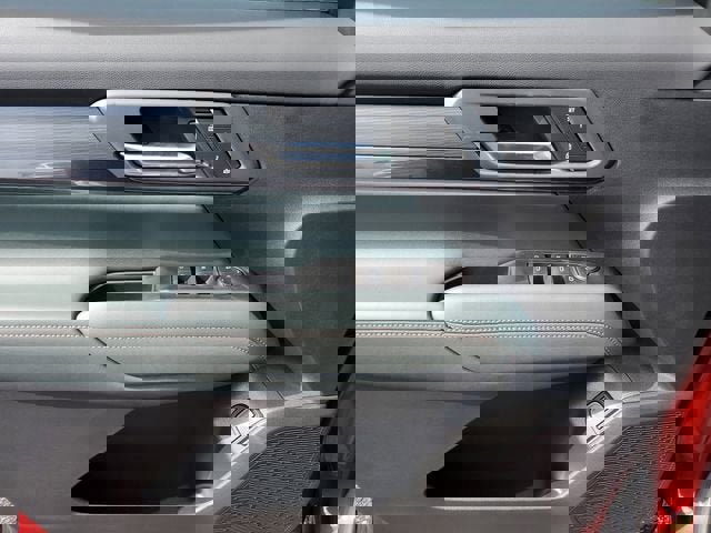 New 2026 GMC Terrain AT4 w/ Convenience Package III image 17