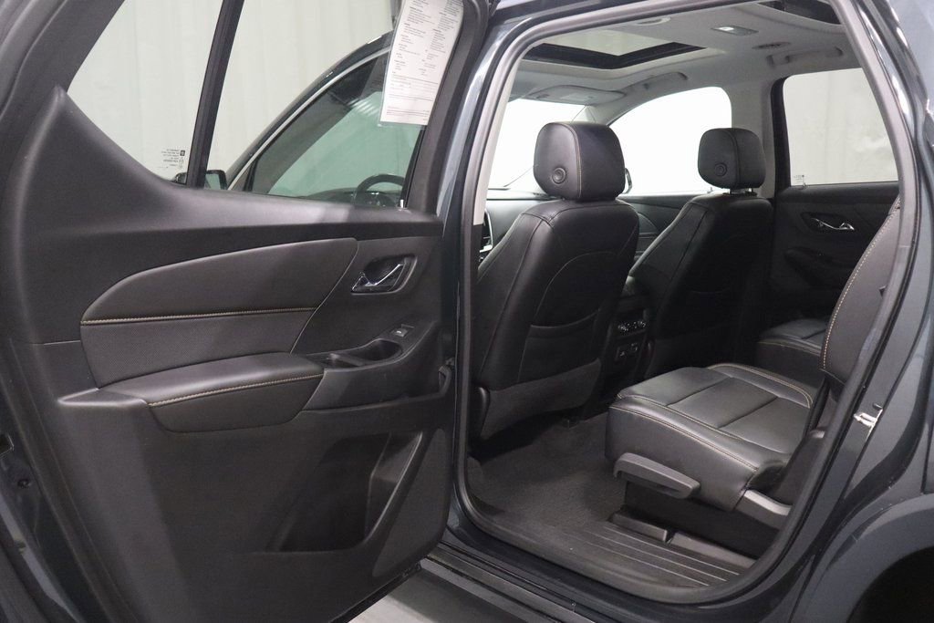 Used 2019 Chevrolet Traverse Premier w/ Driver Confidence II Package FWD image 13