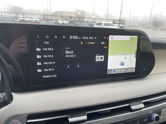 Used 2024 Hyundai Palisade Limited image 19