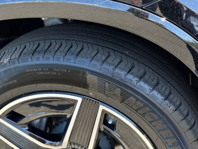 Used 2026 Mercedes-Benz GLC 300 4MATIC image 13