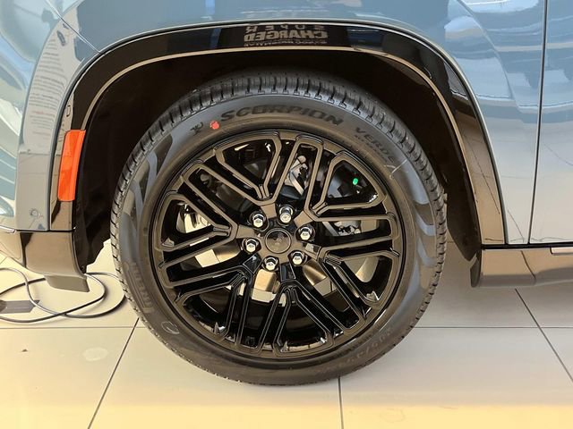 New 2026 Jeep Grand Wagoneer Limited image 10