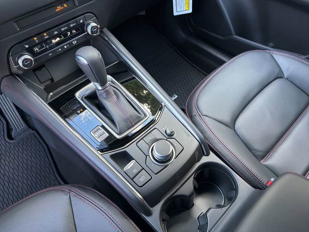 New 2025 MAZDA CX-5 Carbon Edition image 17