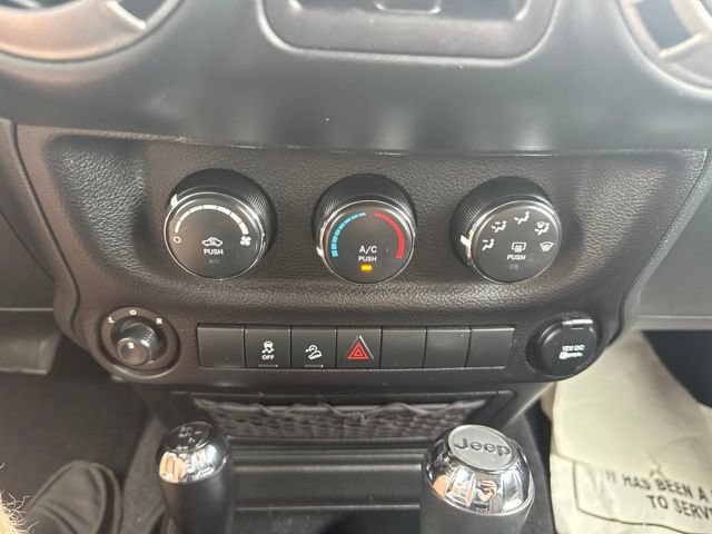 Used 2017 Jeep Wrangler Unlimited Sport w/ Quick Order Package 24S AWD/4WD image 18