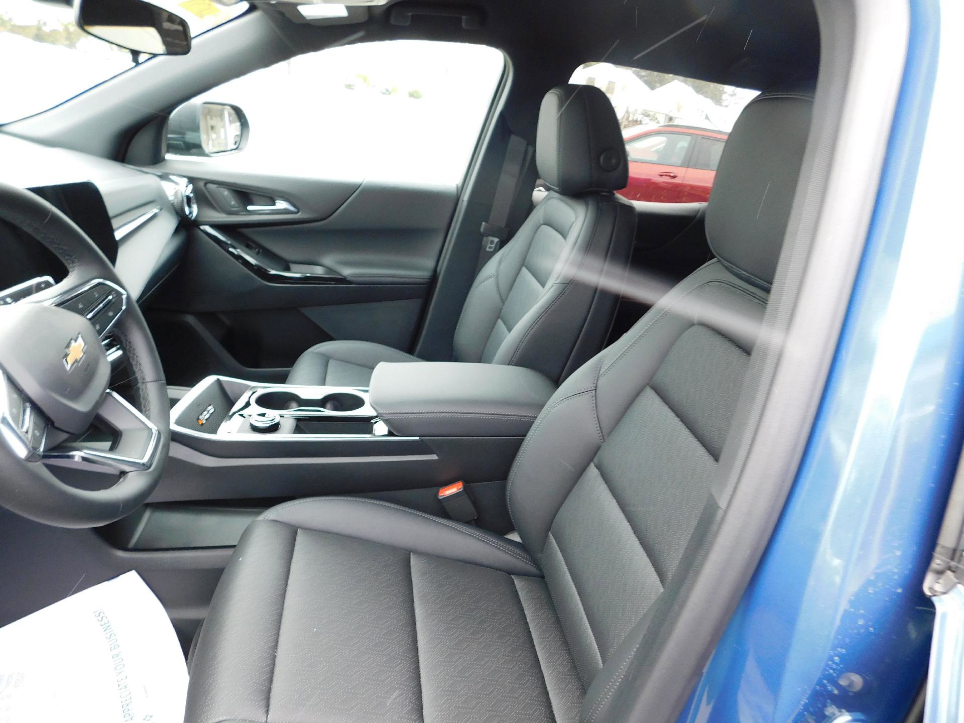 New 2026 Chevrolet Equinox LT w/ Convenience Package II image 22