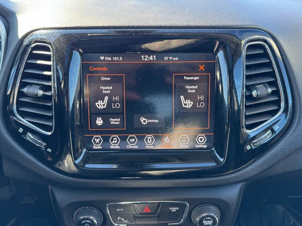 Used 2020 Jeep Compass Limited w/ Safety & Security Group image 16