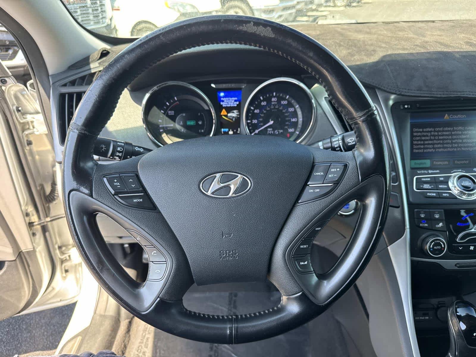Used 2014 Hyundai Sonata Limited w/ Panoramic Sunroof Package 02 FWD image 30