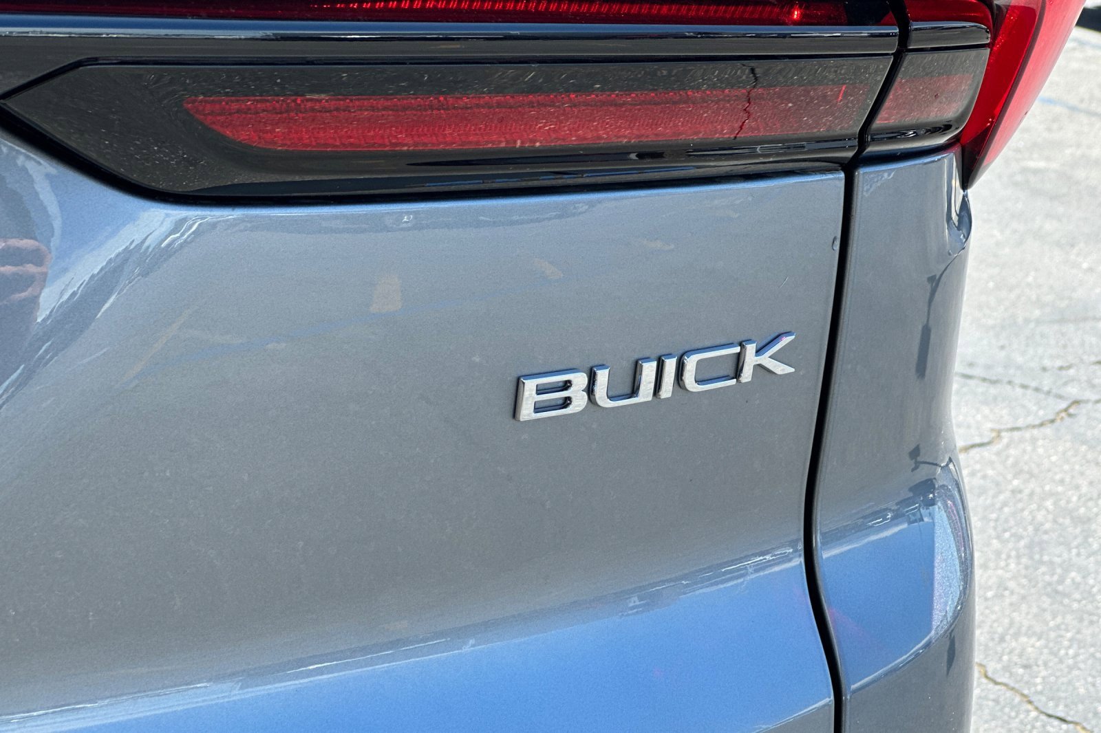 New 2025 Buick Enclave Sport Touring image 7