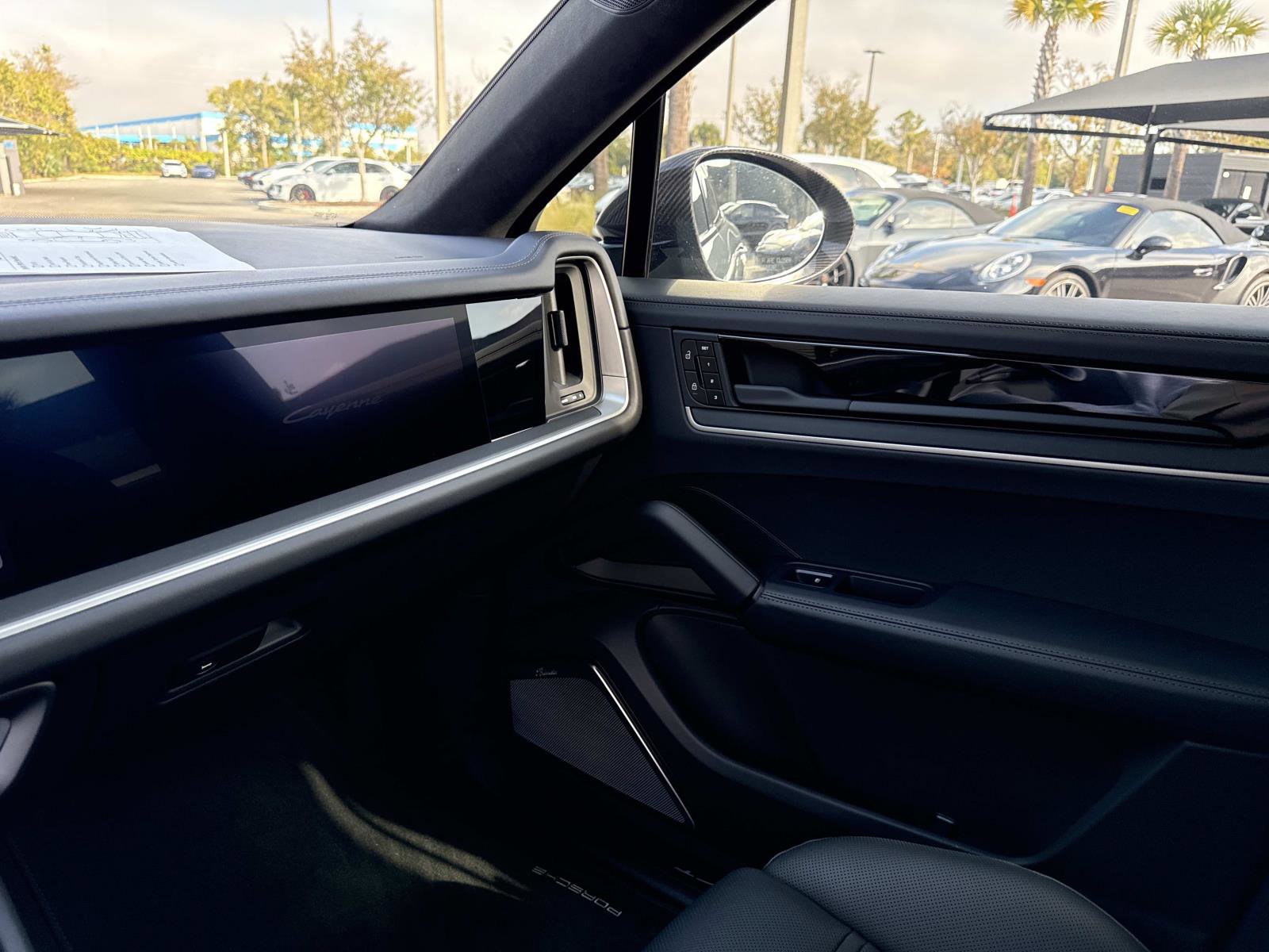 Used 2025 Porsche Cayenne Turbo GT image 25