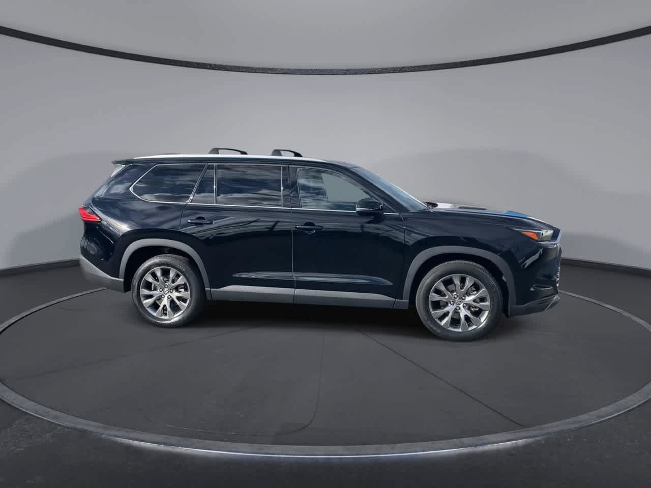 Certified 2024 Toyota Grand Highlander AWD image 9