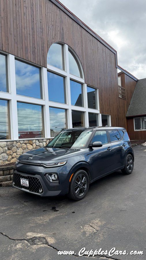 Used 2020 Kia Soul EX FWD image 25