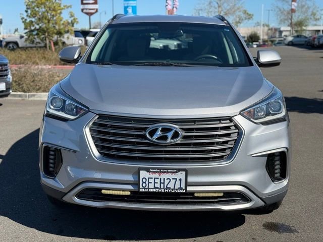 Used 2018 Hyundai Santa Fe SE image 2