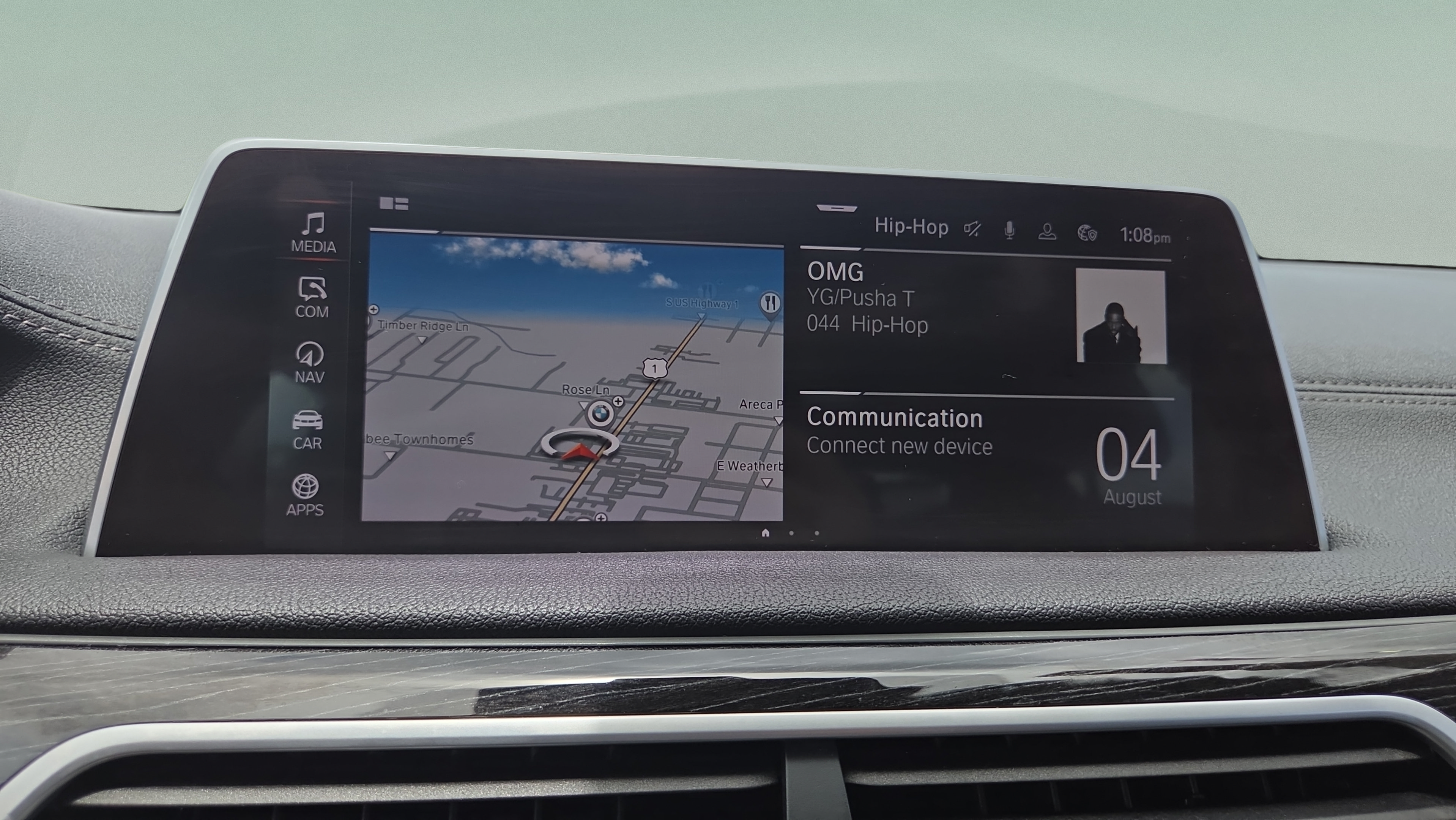 Used 2020 BMW 740i w/ M Sport Package RWD image 28