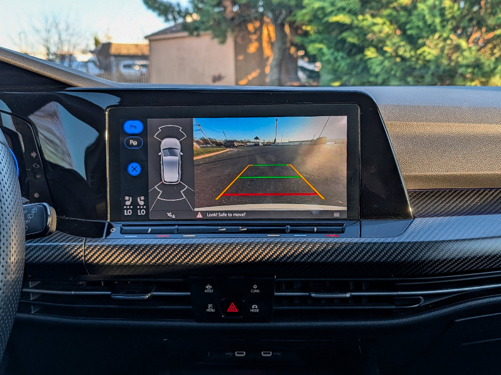 Used 2024 Volkswagen Golf R image 25