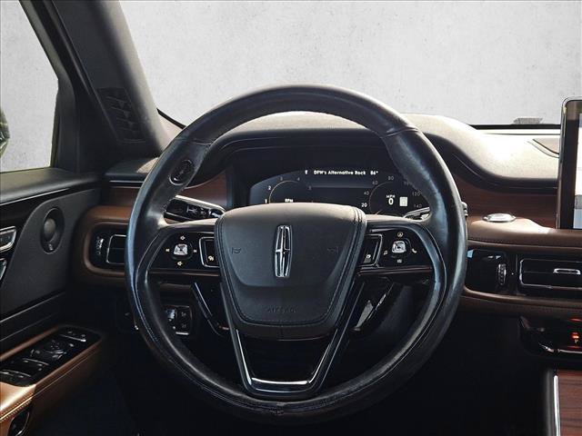 Used 2020 Lincoln Aviator Reserve w/ Equipment Group 201A AWD/4WD image 16