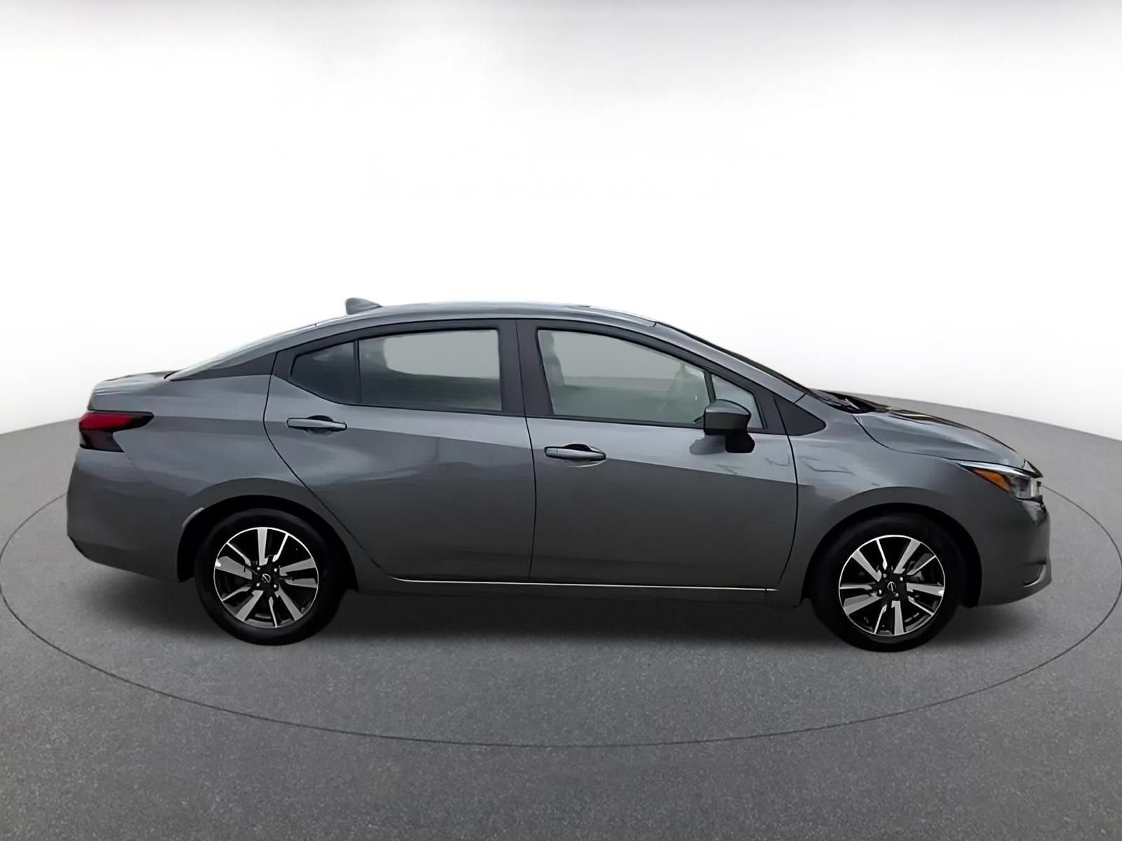 Used 2025 Nissan Versa SV FWD image 16