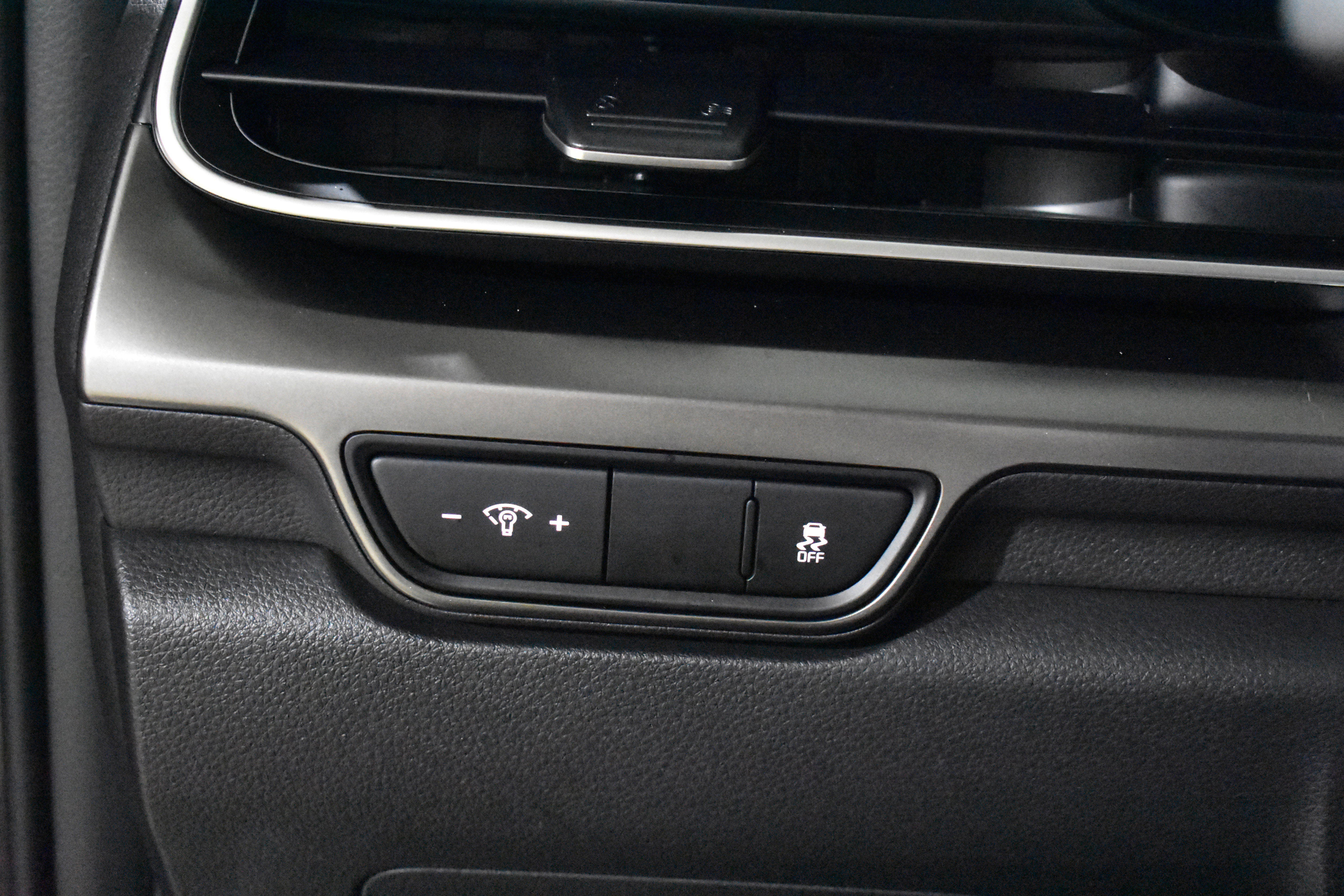 Used 2025 Kia Carnival SX Prestige image 19