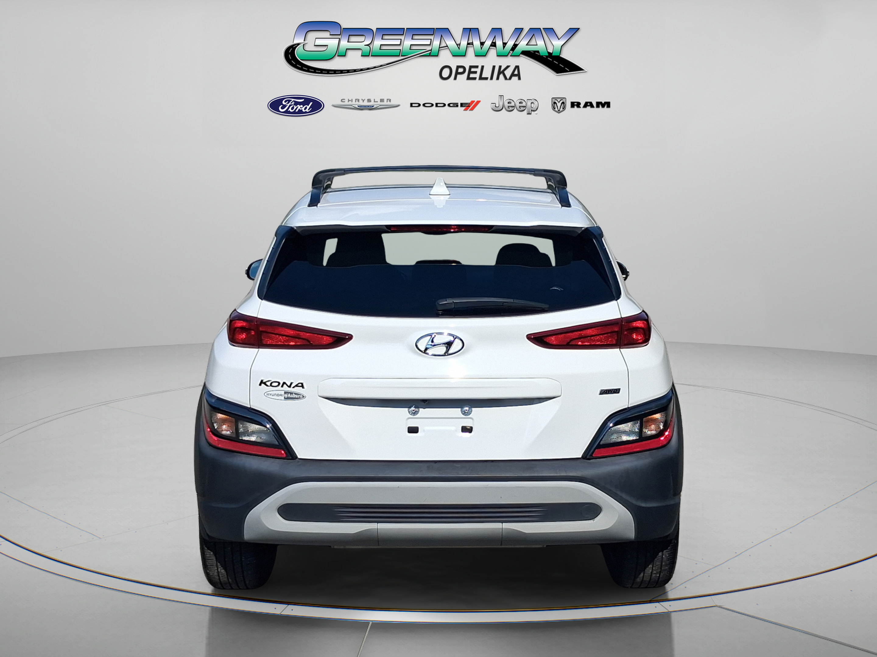 Used 2023 Hyundai Kona SEL AWD/4WD image 4