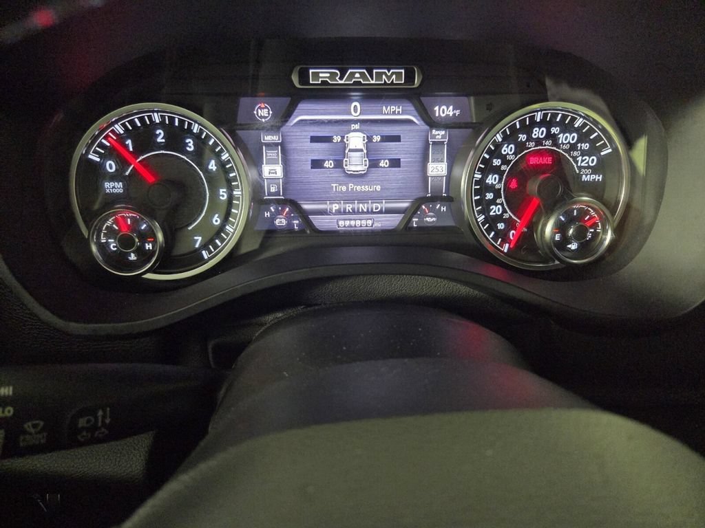 Used 2022 RAM 1500 Big Horn RWD image 15