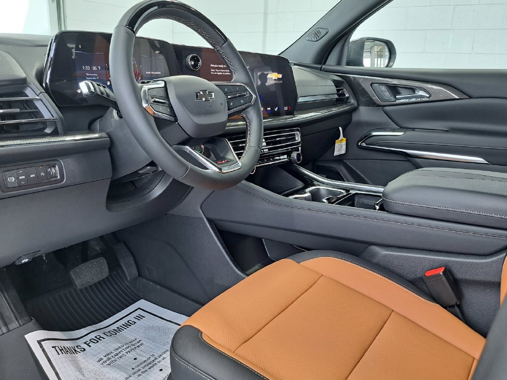 New 2027 Chevrolet Traverse Z71 w/ Enhanced Driving Package AWD/4WD image 7