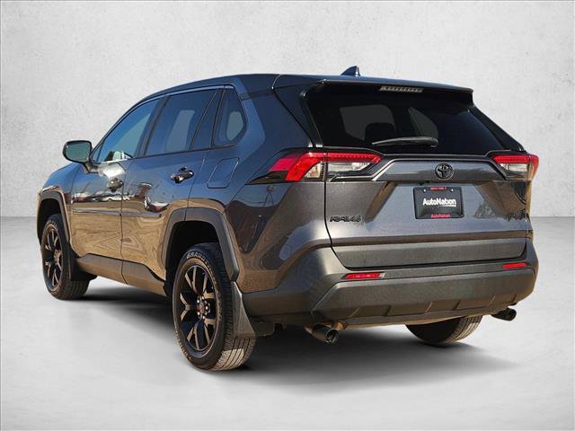 Used 2022 Toyota RAV4 LE FWD image 8