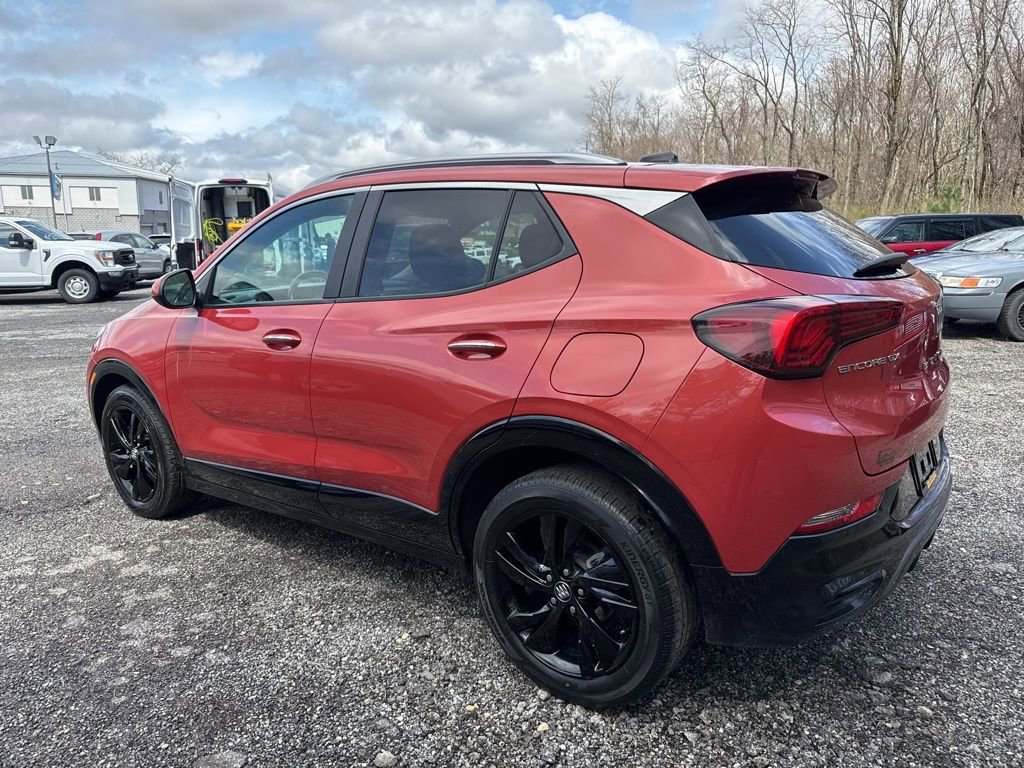 Used 2024 Buick Encore GX Sport Touring w/ Comfort Package image 6