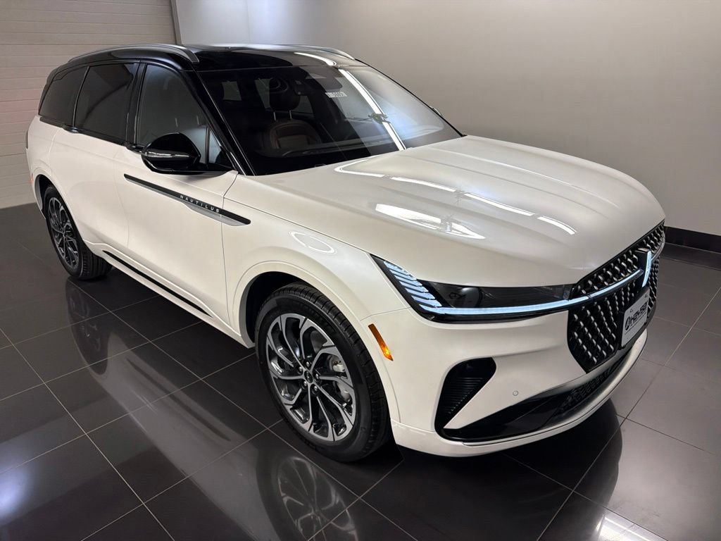 Used 2026 Lincoln Nautilus Reserve