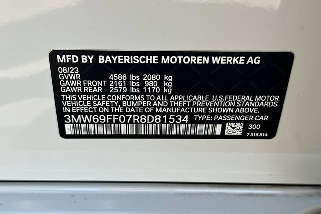 Used 2024 BMW 330i Sedan w/ Convenience Package RWD image 33