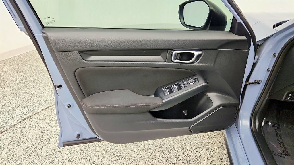 Used 2023 Honda Civic Sport image 10
