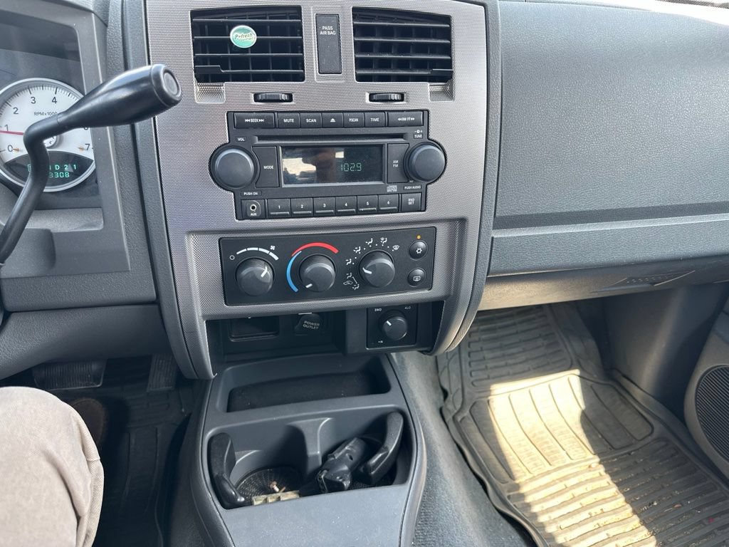 Used 2006 Dodge Dakota SLT w/ Trailer Tow Group AWD/4WD image 10