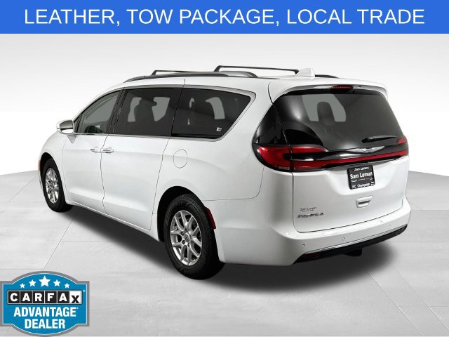 Used 2021 Chrysler Pacifica Touring-L FWD image 5
