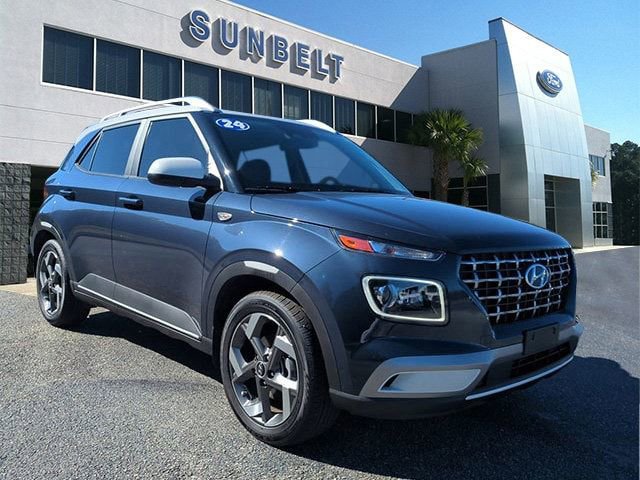 Used 2024 Hyundai Venue Limited