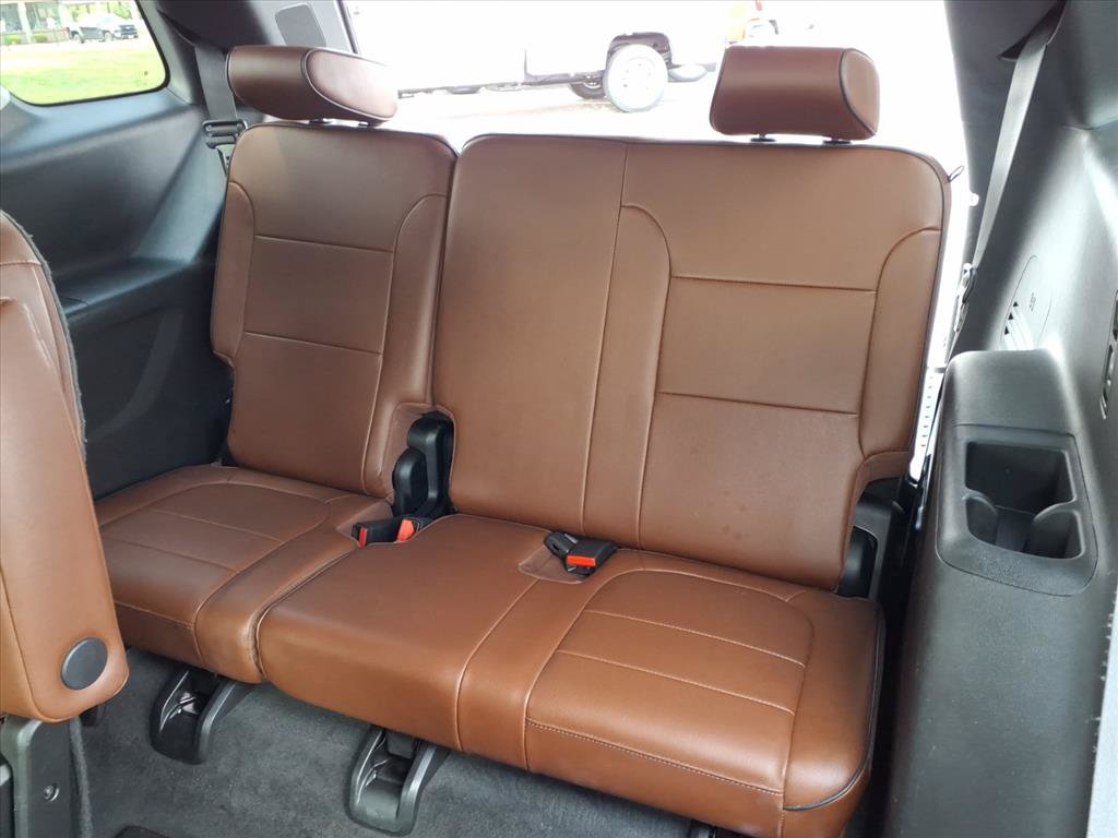 Used 2019 Chevrolet Traverse High Country AWD/4WD image 29