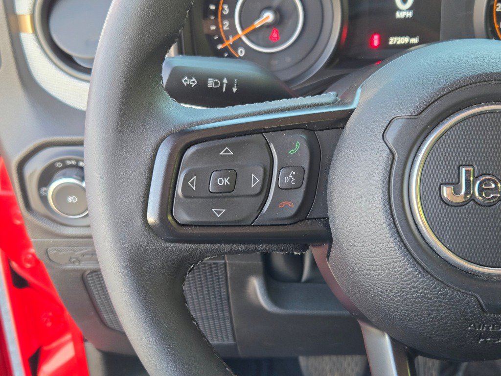 Used 2025 Jeep Wrangler Unlimited Sport AWD/4WD image 27