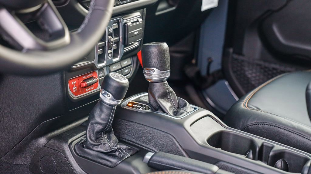 New 2026 Jeep Gladiator Mojave image 21