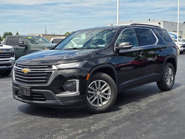 Used 2023 Chevrolet Traverse LT AWD/4WD image 1