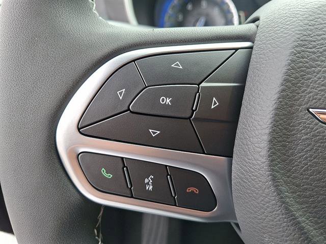 New 2026 Chrysler Pacifica Select image 13