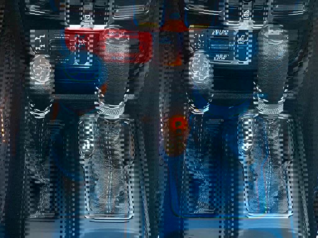 Used 2024 Jeep Wrangler Unlimited image 12