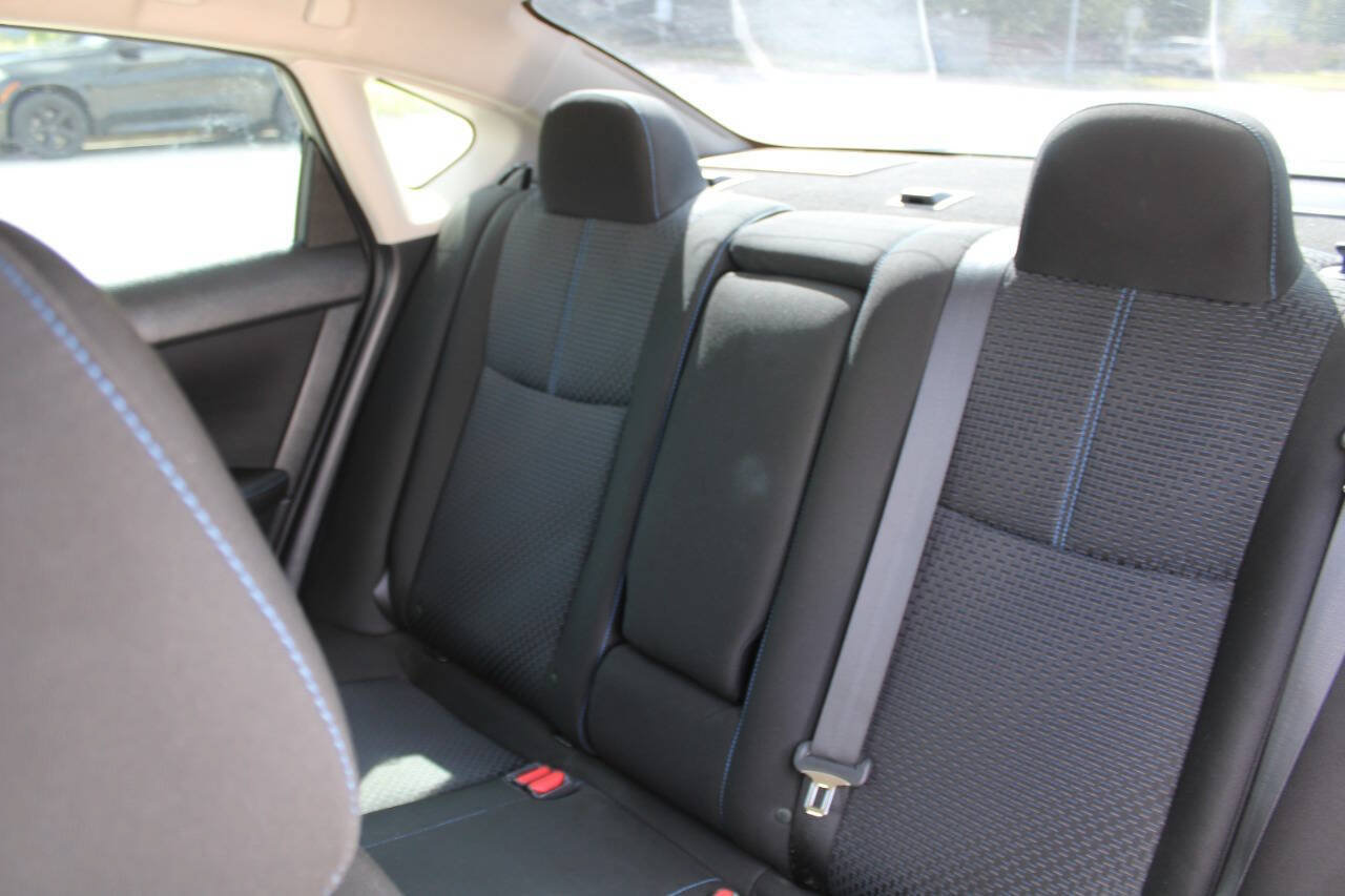Used 2018 Nissan Sentra SR FWD image 17