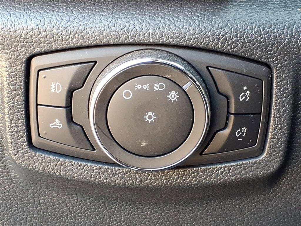 Used 2022 Ford F350 Platinum w/ FX4 Off-Road Package image 18