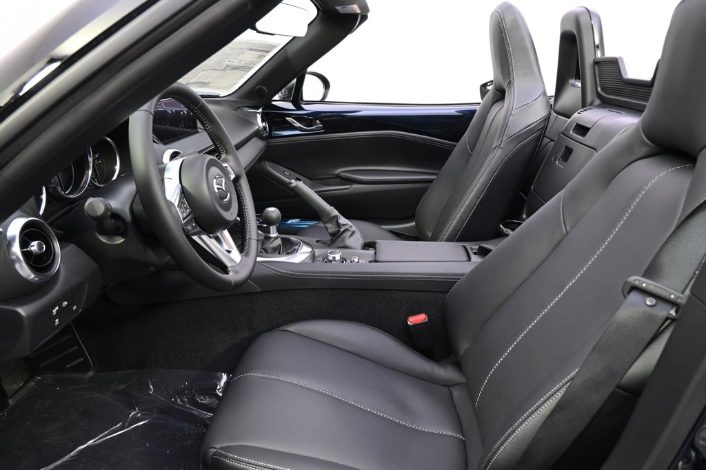New 2025 MAZDA MX-5 Miata Grand Touring w/ Weather Package image 17