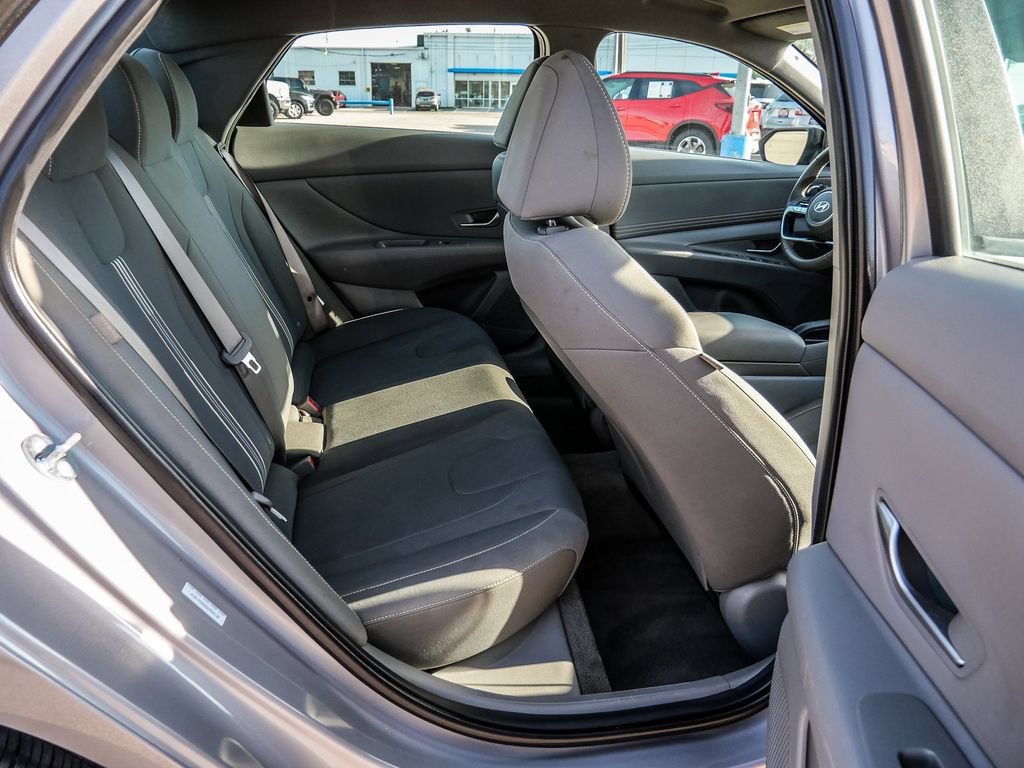 Used 2025 Hyundai Elantra Sport FWD image 72