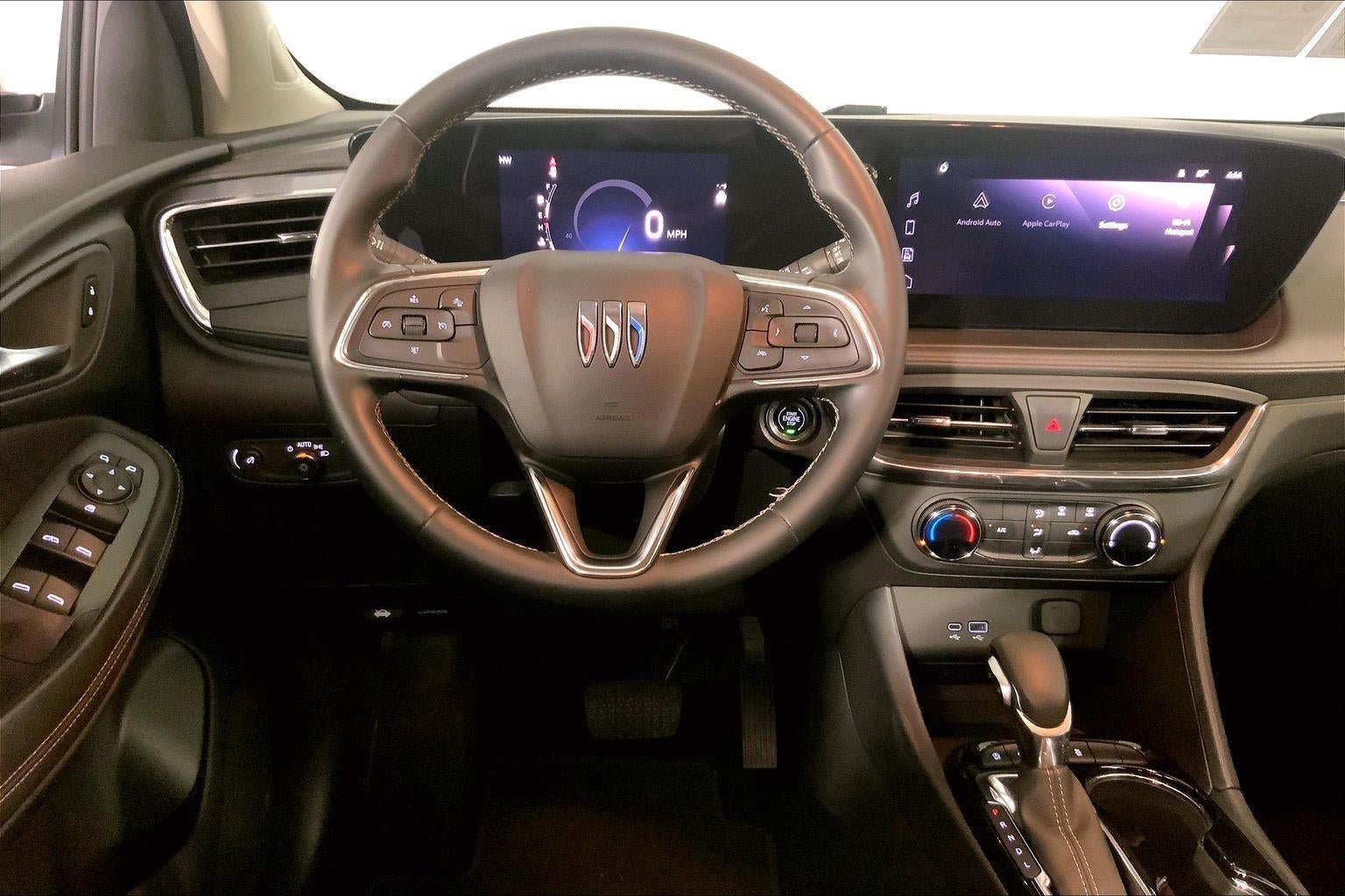 Used 2025 Buick Encore GX Preferred AWD/4WD image 5