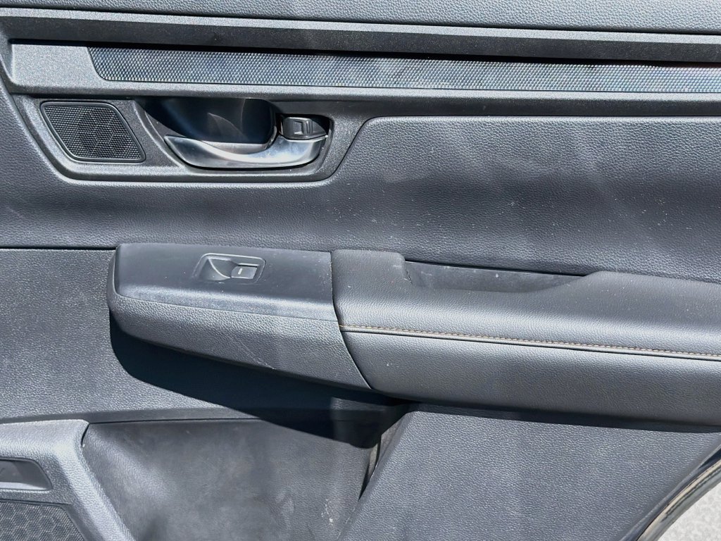 Used 2025 Honda CR-V Sport-L image 33