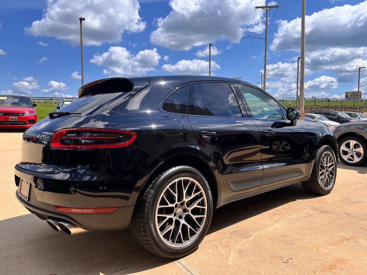 Used 2017 Porsche Macan S AWD/4WD image 5