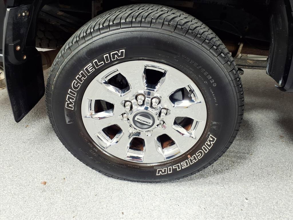 Used 2019 Ford F250 Lariat w/ Lariat Ultimate Package image 4