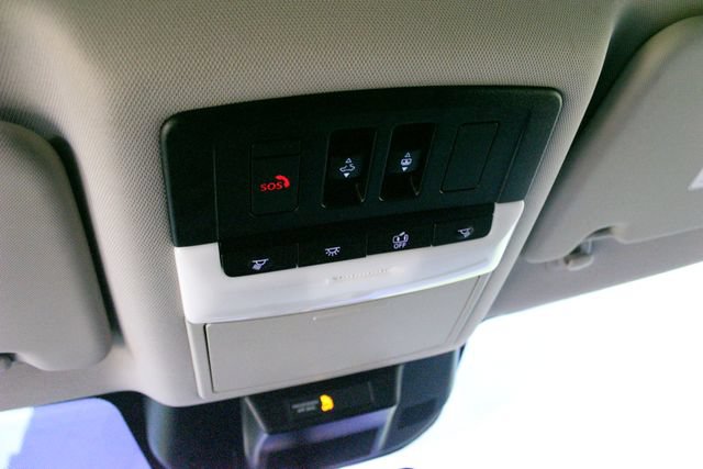 Used 2021 Nissan Rogue SV FWD image 20
