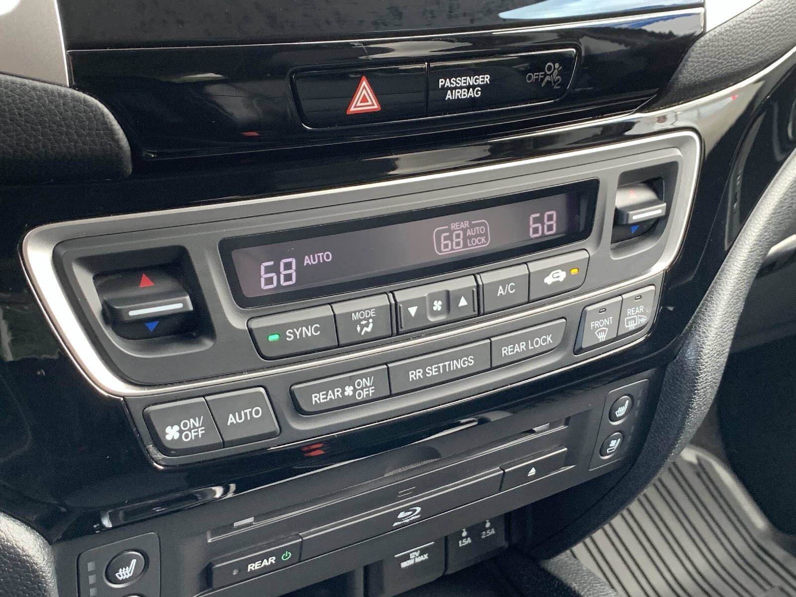 Used 2016 Honda Pilot Elite image 26