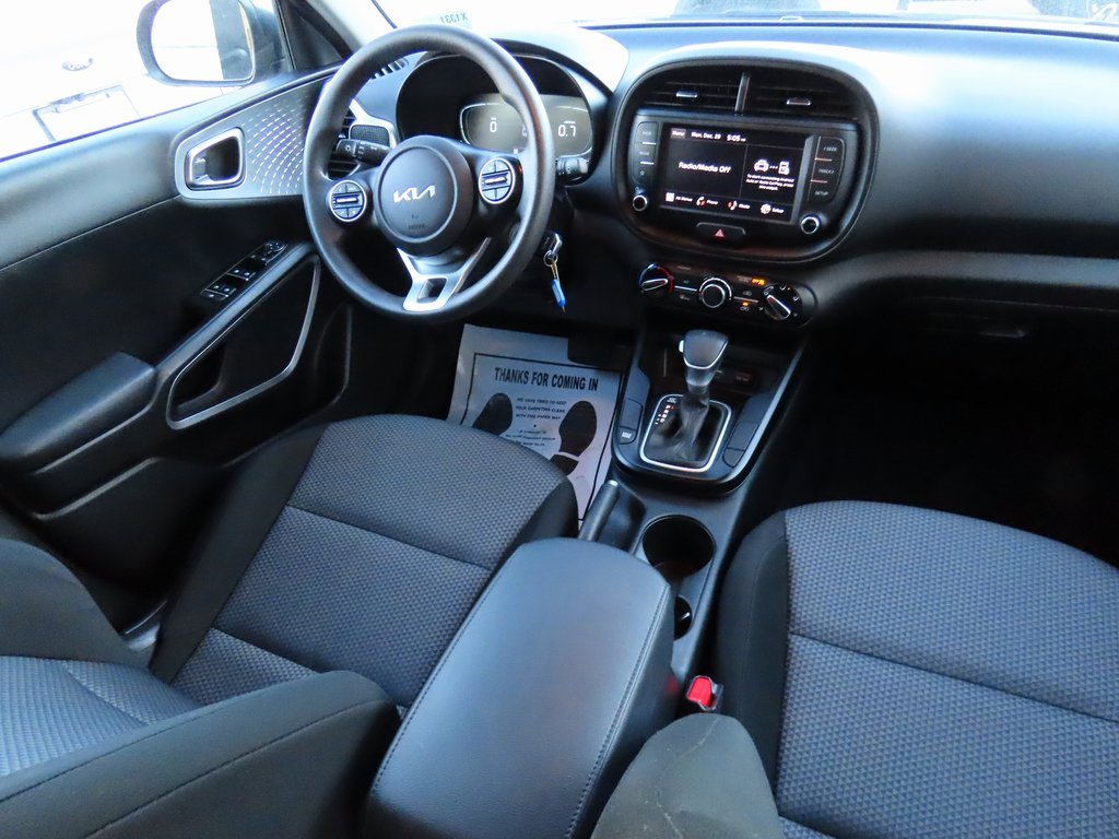 Used 2024 Kia Soul LX w/ Option Group 015 image 13