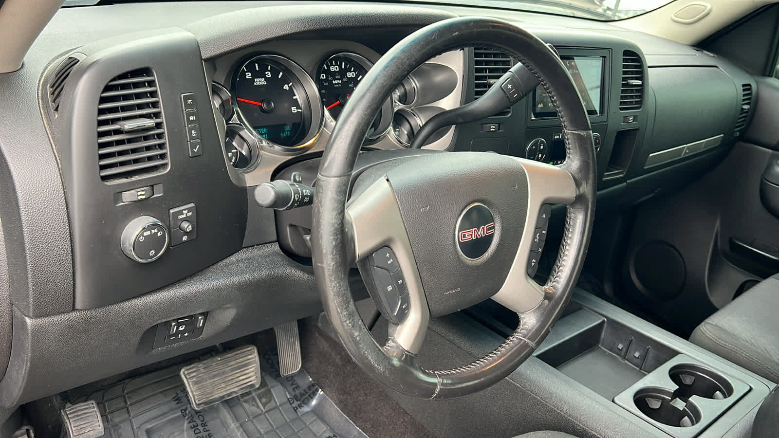 Used 2014 GMC Sierra 2500 SLE w/ SLE Preferred Package AWD/4WD image 10
